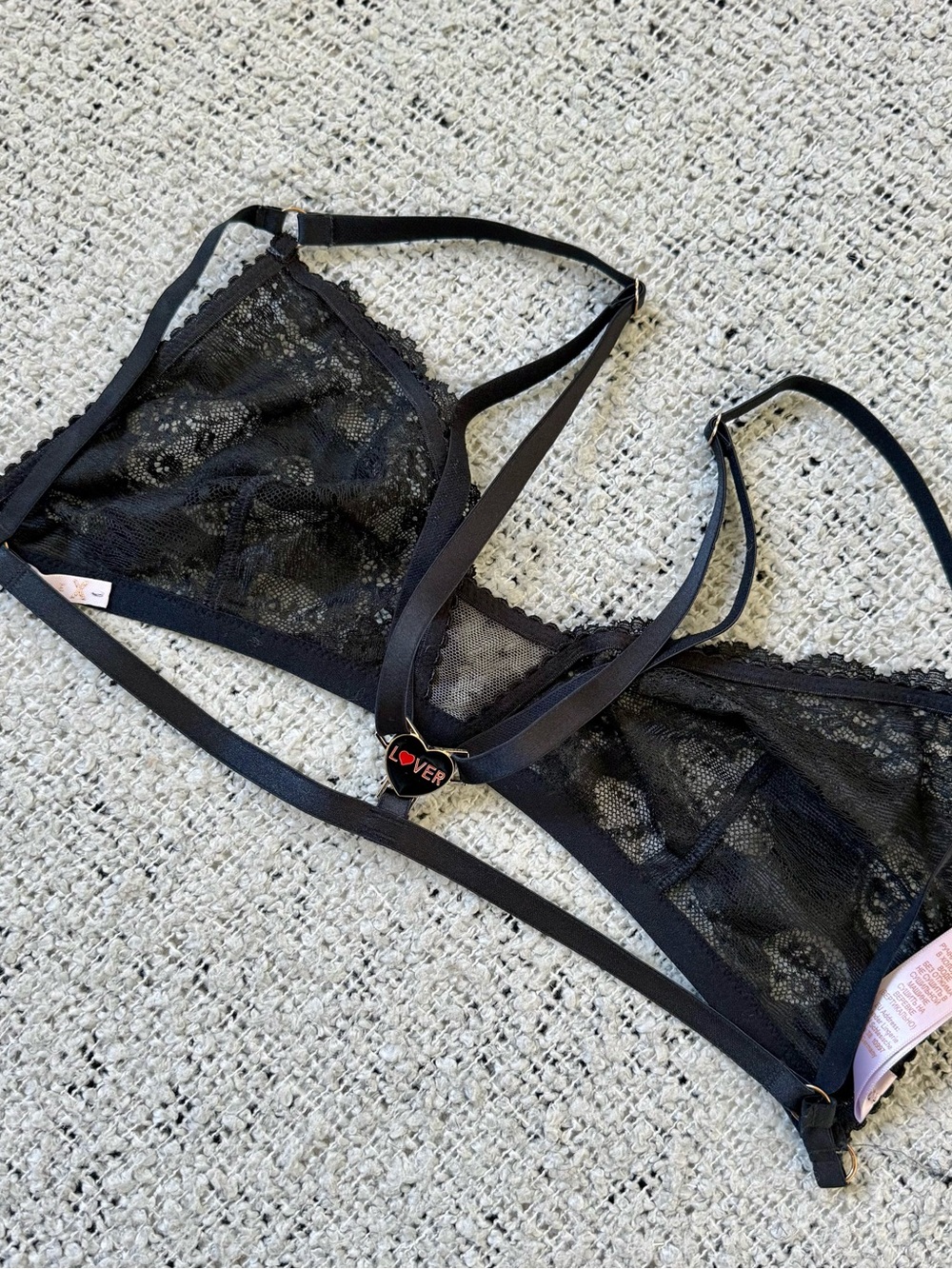 Savage X Fenty Black Lace Bralette with Strappy Heart Detail Size M